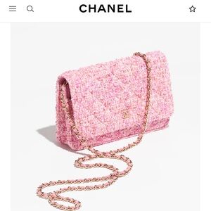 CHANEL new pink tweed wallet on chain